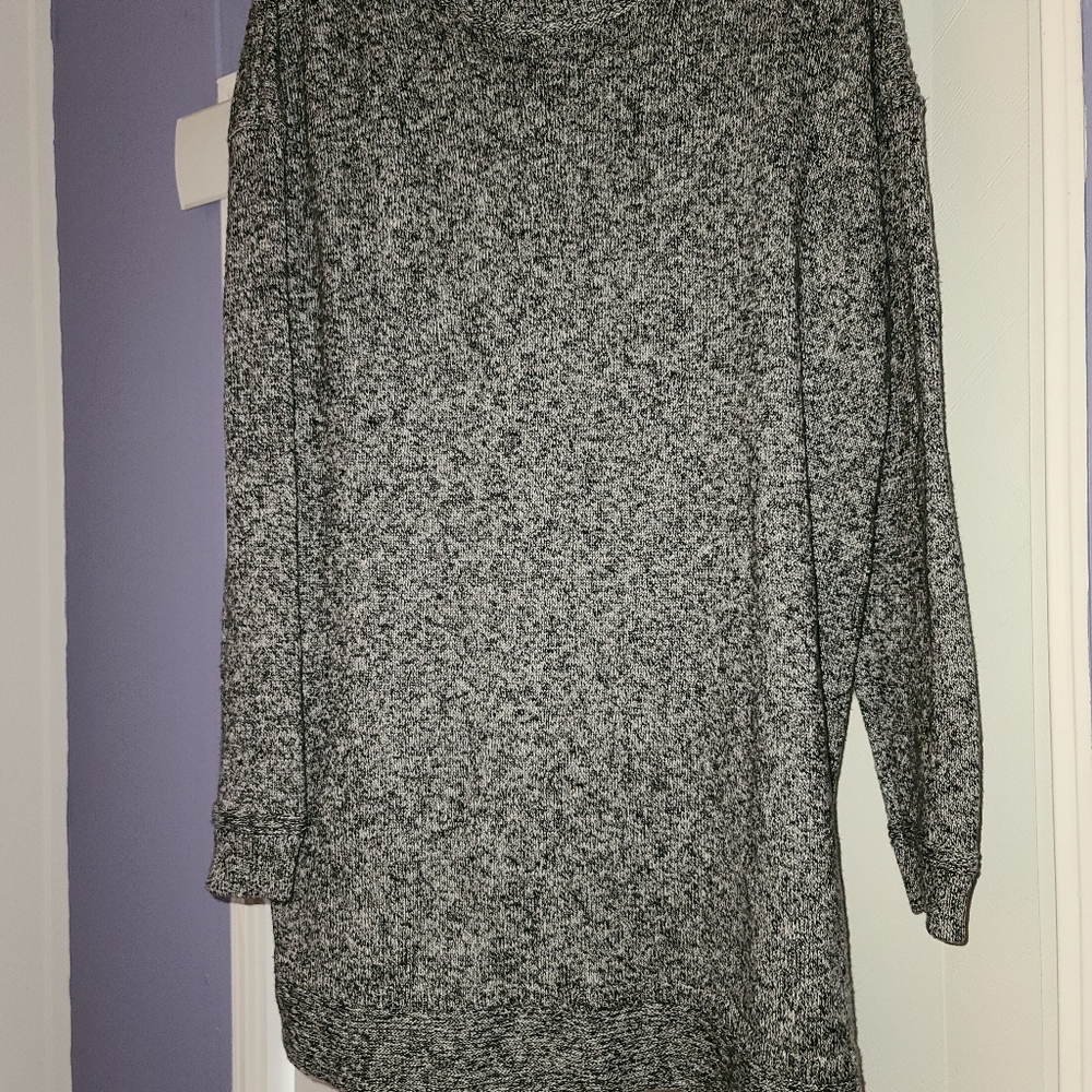 Cozy Old Navy Gray Sweater